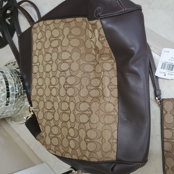 🤎🤎 COACH Lexy Signature Shoulder Bag & Matching Wristlet Wallet 🤎🤎 - Picture 14 of 15